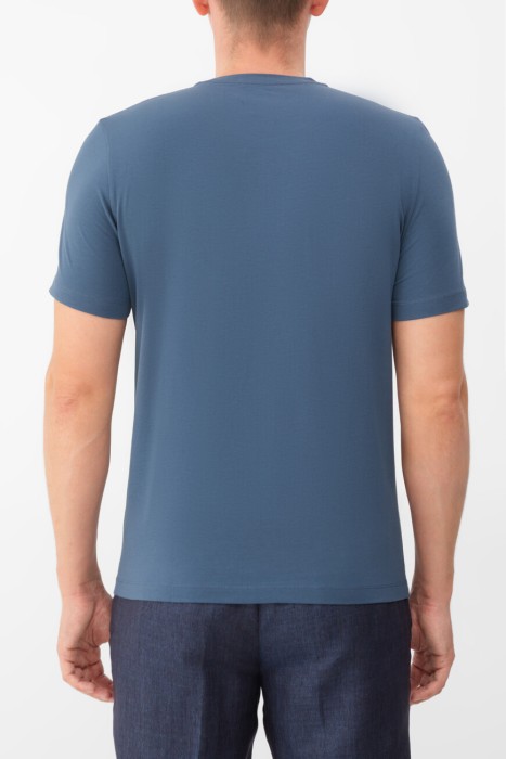 футболка  по цене 13200 руб вид справа