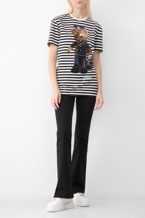 футболка  из хлопка спереди