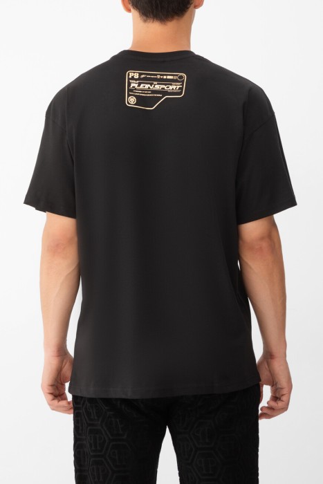 футболка  по цене 10000 руб вид справа