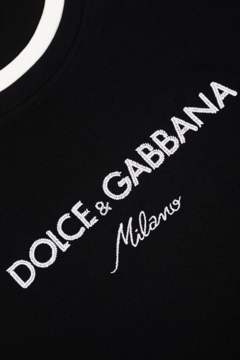 футболка  универсального стиля с лицевой стороны