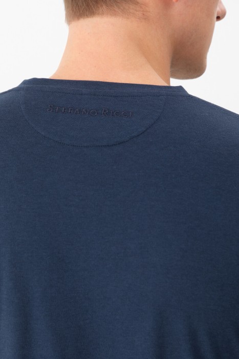 футболка  из хлопка спереди