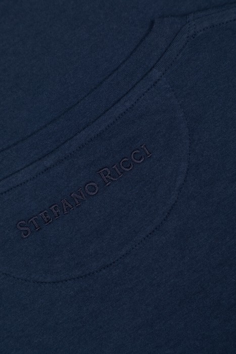 футболка  на сезон этого года фотография