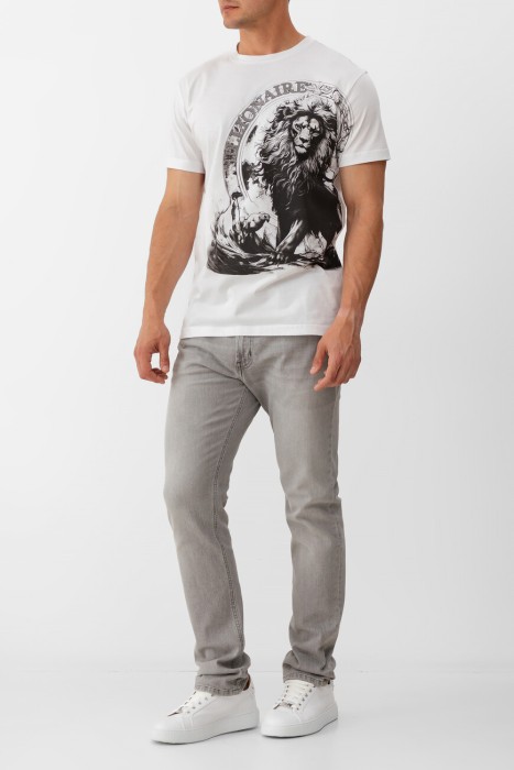 Товар белого цвета с внутренней стороны