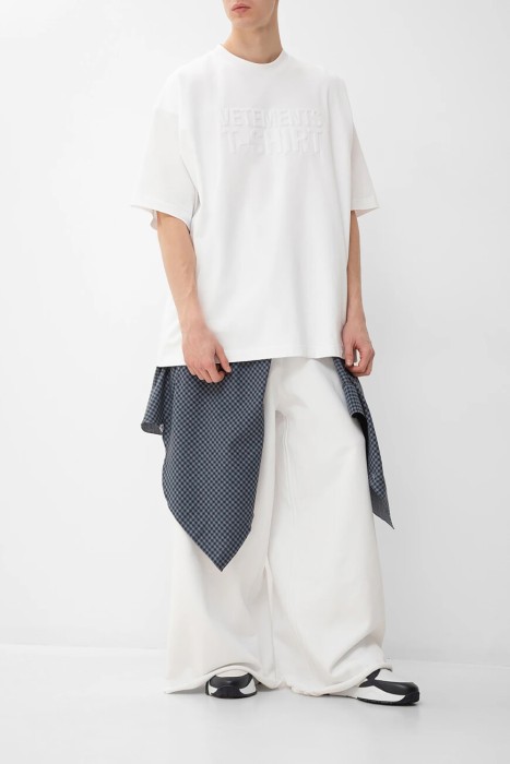 футболка  из хлопка спереди