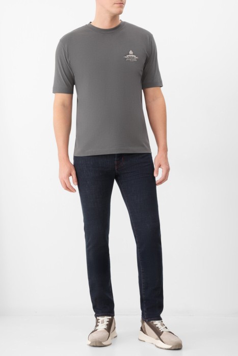 Товар серого цвета с внутренней стороны