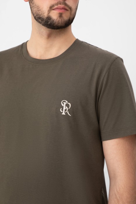 футболка  из англии вид сбоку