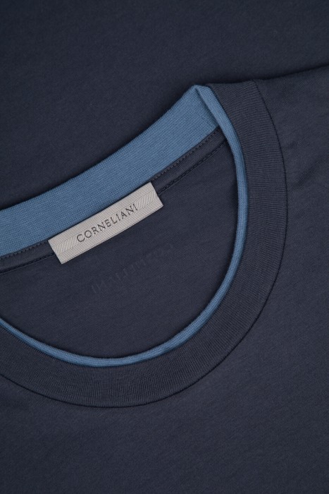 футболка  из хлопка спереди