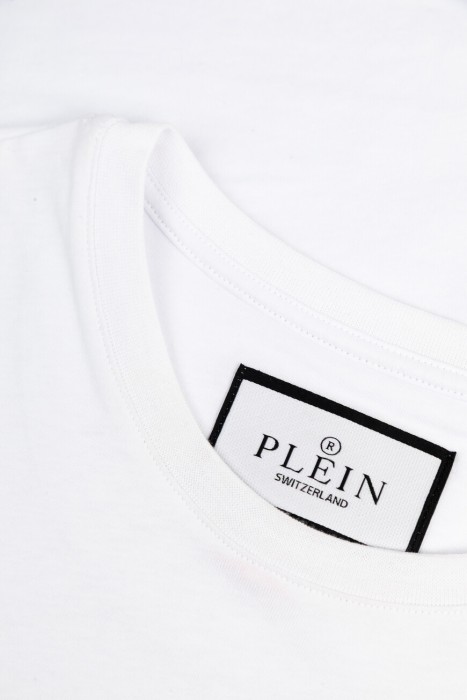 футболка  из хлопка спереди