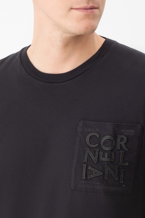 футболка  из италии вид сбоку