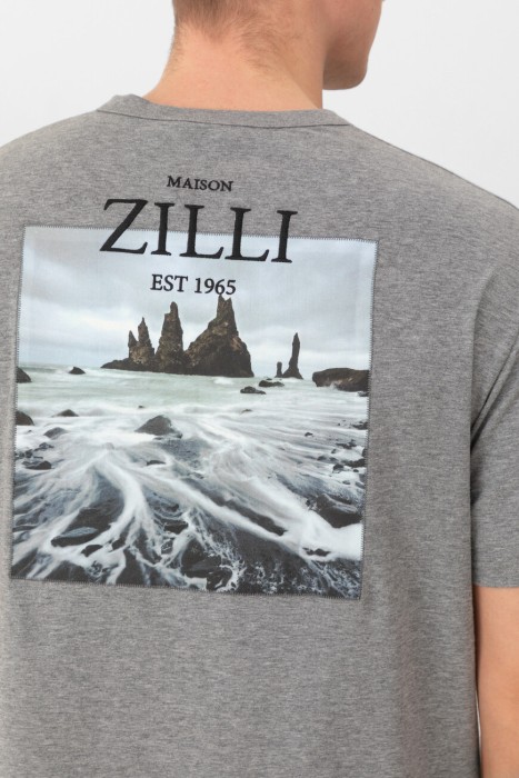 Товар серого цвета с внутренней стороны