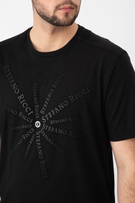 футболка  из англии вид сбоку