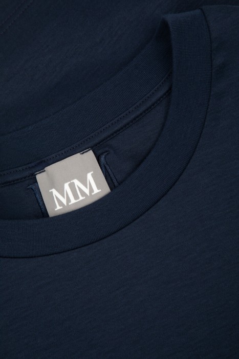 футболка  повседневного стиля с лицевой стороны