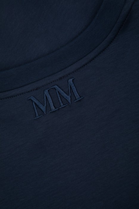 футболка  для взрослого возраста с изнаночной стороны