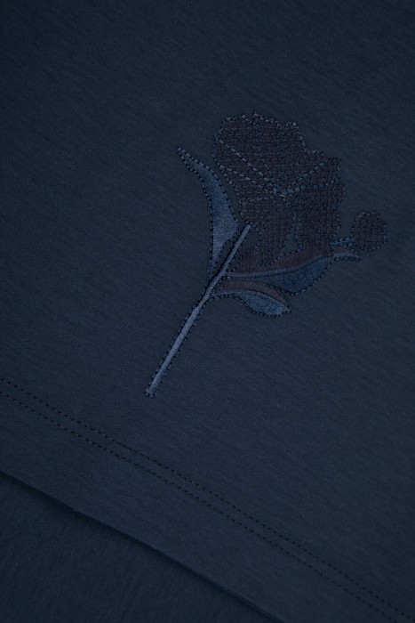 футболка  на сезон этого года фотография