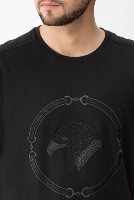 футболка  из англии вид сбоку