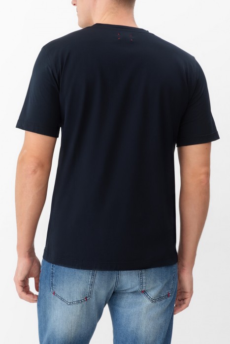 футболка  по цене 45250 руб вид справа