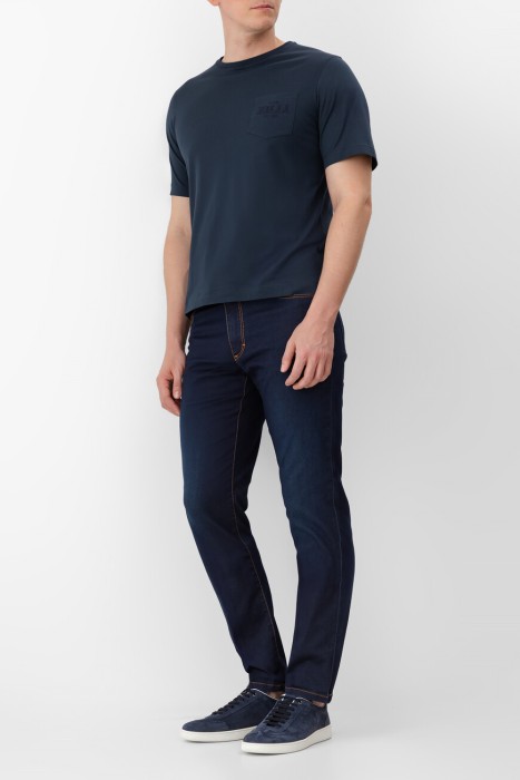 Товар синего цвета с внутренней стороны