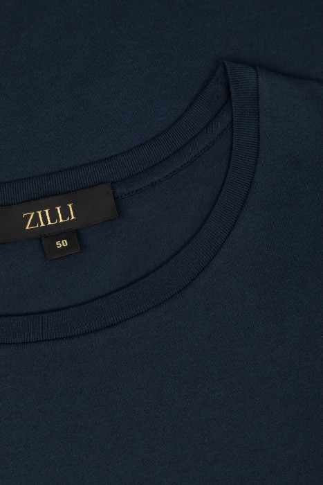 футболка  из хлопка спереди