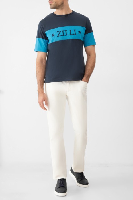 Товар синего цвета с внутренней стороны