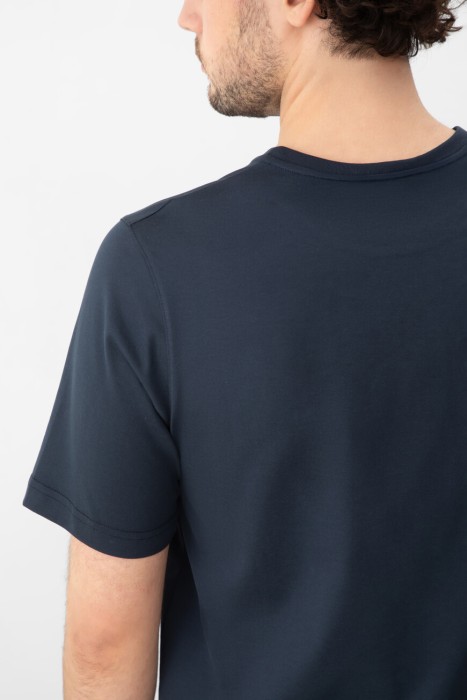 Товар синего цвета с внутренней стороны