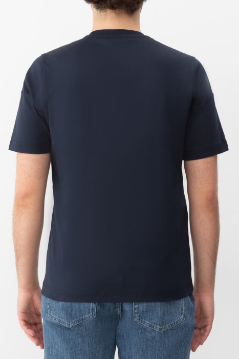 футболка  по цене 43200 руб вид справа