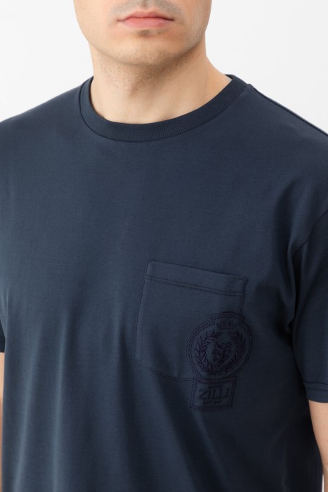 футболка  из италии вид сбоку