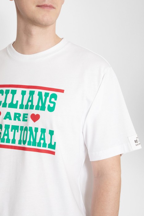 футболка  из италии вид сбоку