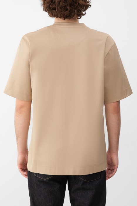 футболка  по цене 51900 руб вид справа