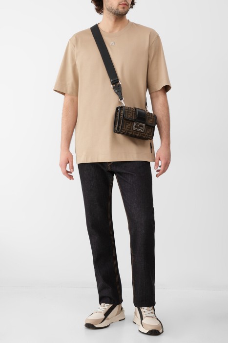 футболка  из хлопка спереди