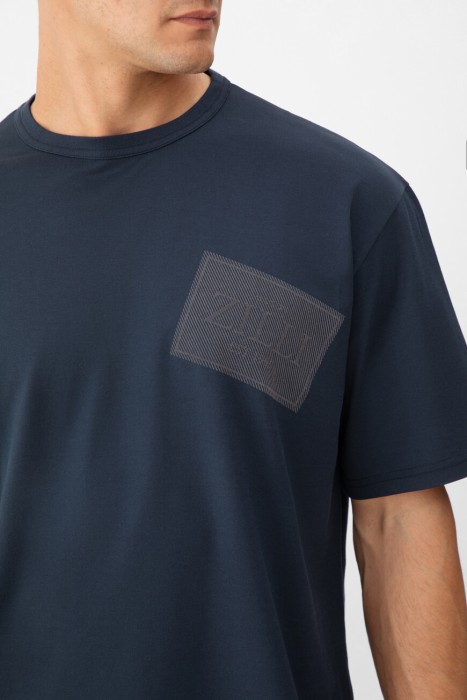 футболка  из италии вид сбоку