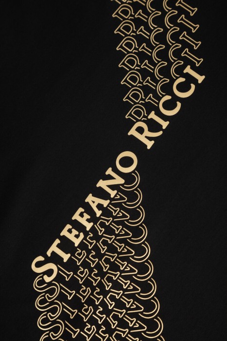 футболка  для взрослого возраста с изнаночной стороны