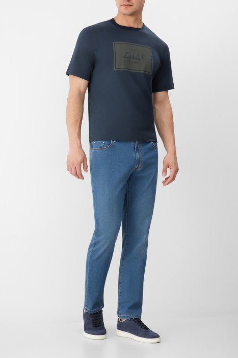 Товар синего цвета с внутренней стороны