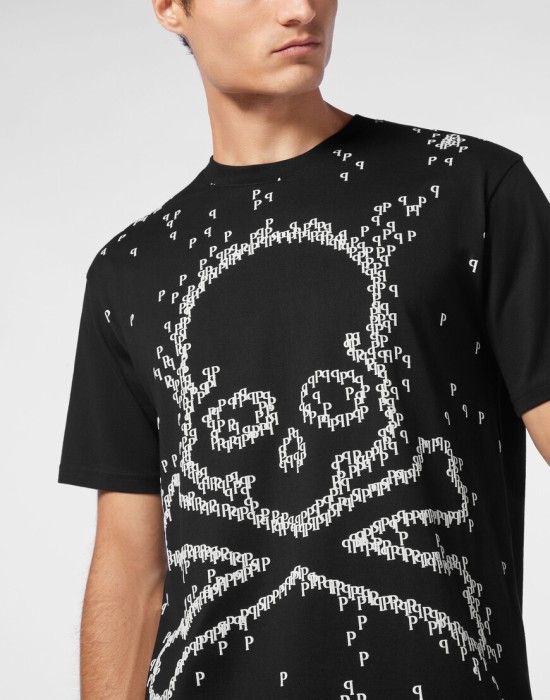 футболка  из проверенных материалов спереди