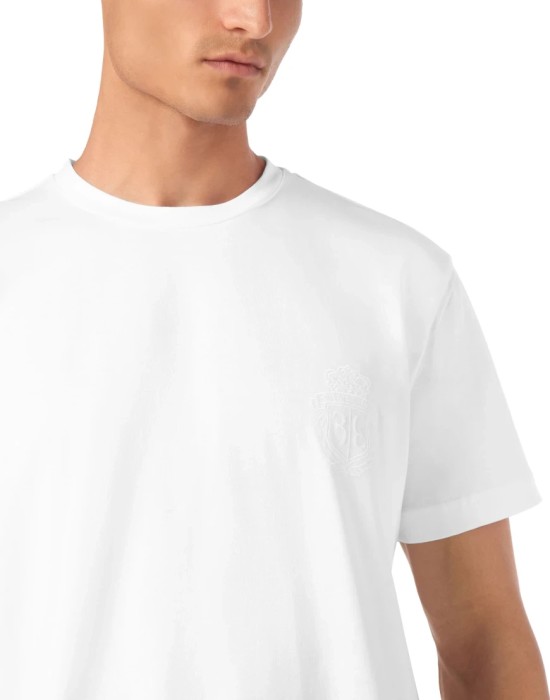 футболка  из италии вид сбоку