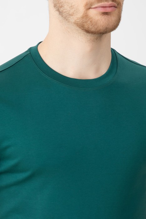 футболка  из италии вид сбоку