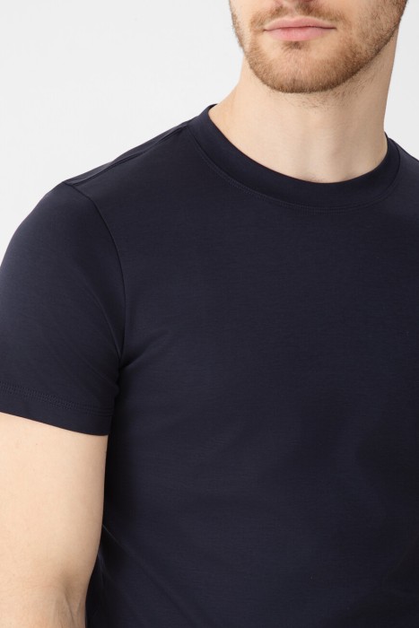 футболка  из италии вид сбоку