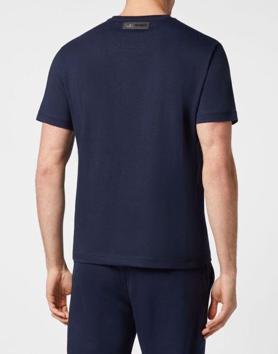 футболка  из италии вид сбоку