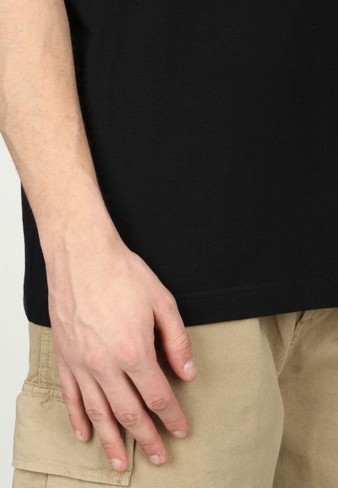 футболка  универсального стиля с лицевой стороны