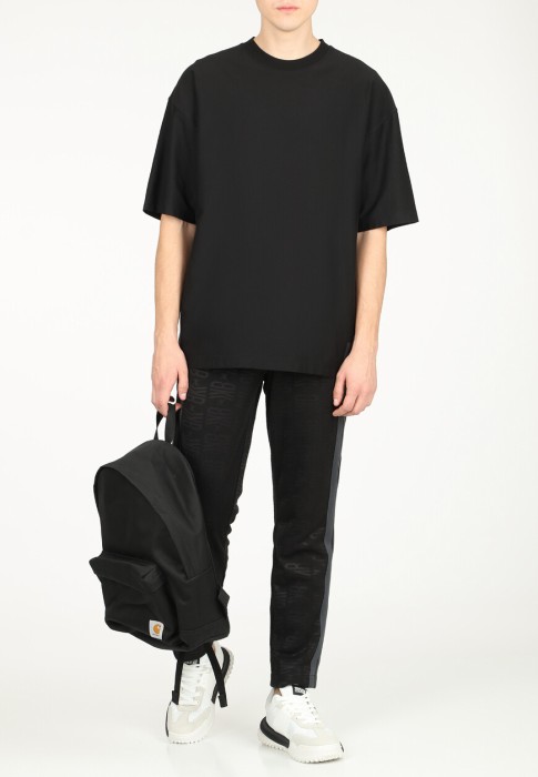 футболка  от бренда carhartt wip вид слева