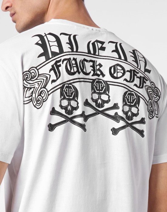 футболка  из америки вид сбоку