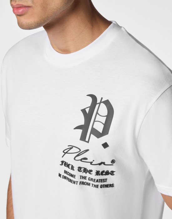 футболка  из америки вид сбоку