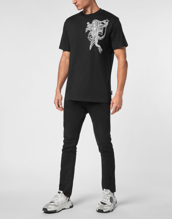 футболка  по цене 25324 руб вид справа