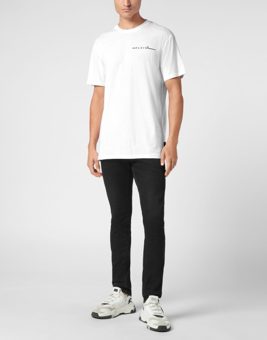 футболка  из америки вид сбоку