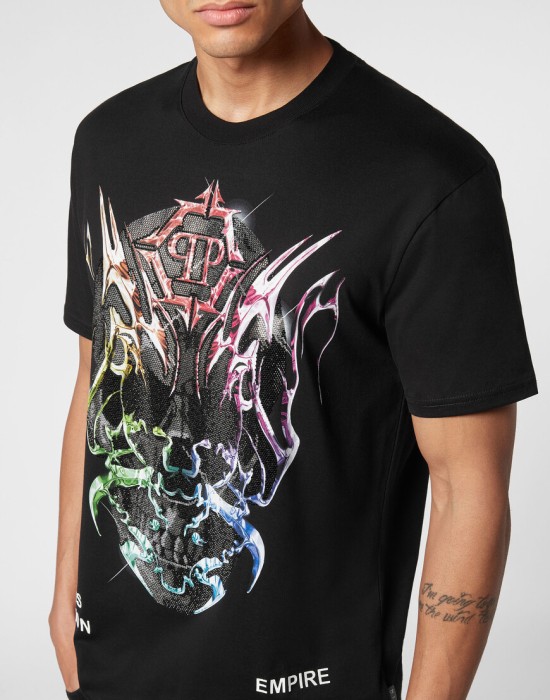 футболка  из америки вид сбоку