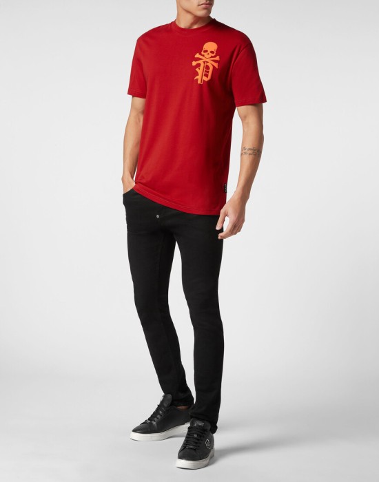 футболка  по цене 25324 руб вид справа