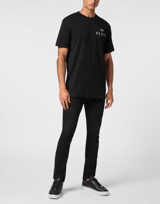 футболка  по цене 23968 руб вид справа