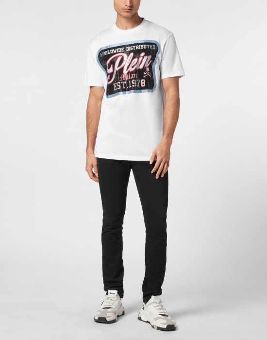 футболка  по цене 33723 руб вид справа