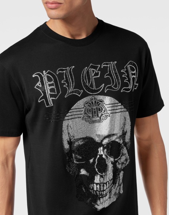 футболка  из америки вид сбоку