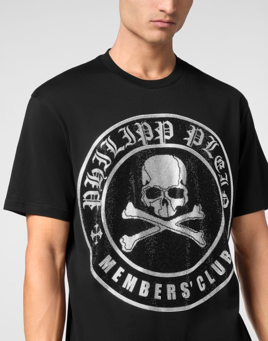 футболка  из америки вид сбоку