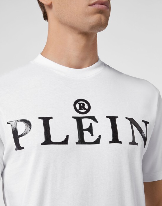 футболка  из америки вид сбоку